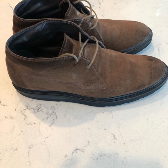 Chukka boots